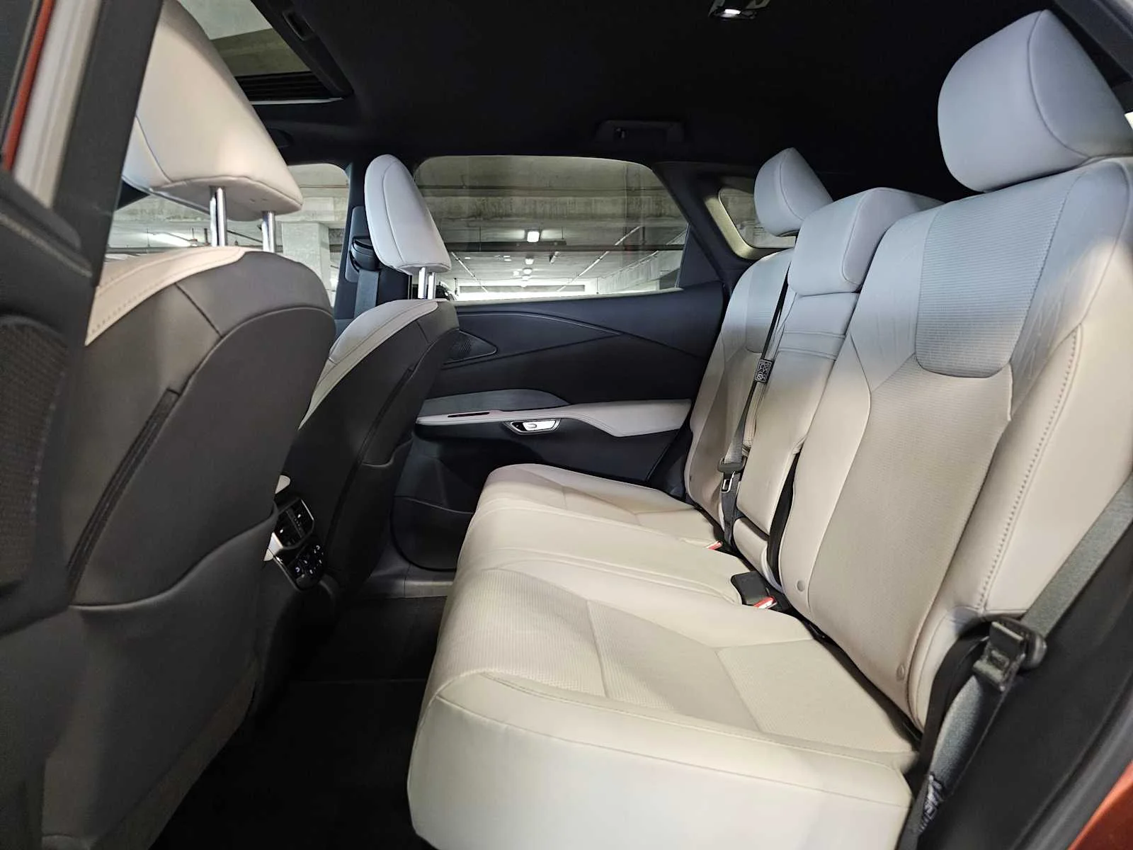 Used 2023 Copper Crest Lexus 350 image 30