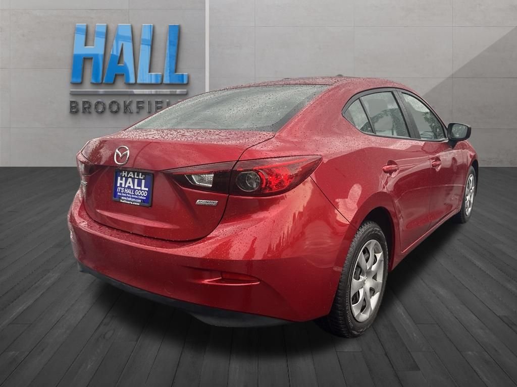 Used 2015 Red Mazda i Sport image 5