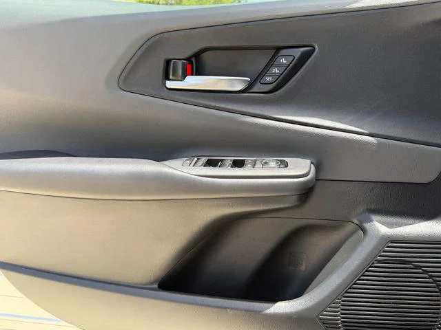 Certified Used 2023 CUTTING EDGE Toyota Limited image 21