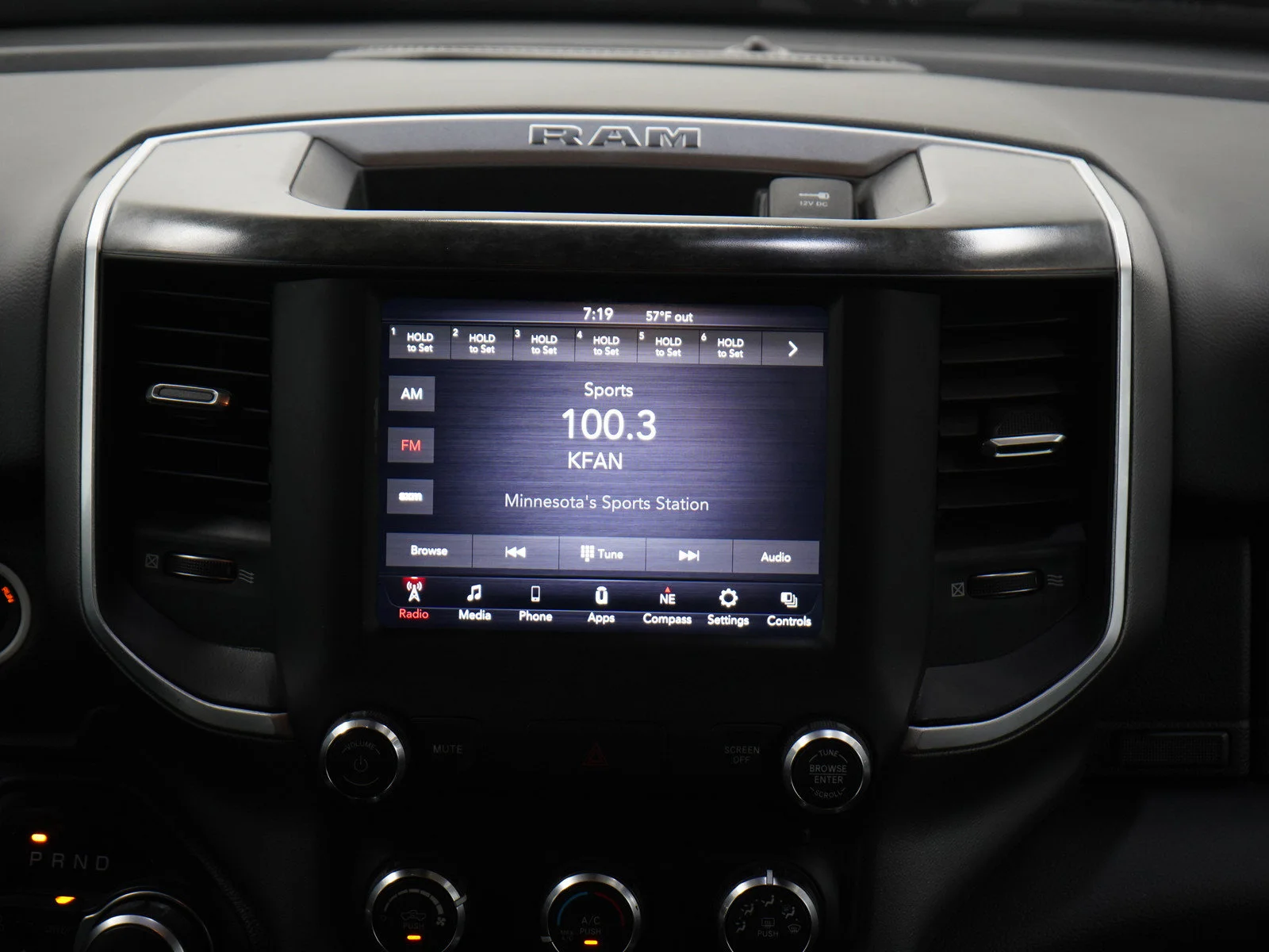 Used 2019 Diamond Black Crystal Pearlcoat Ram Big Horn/Lone Star image 15