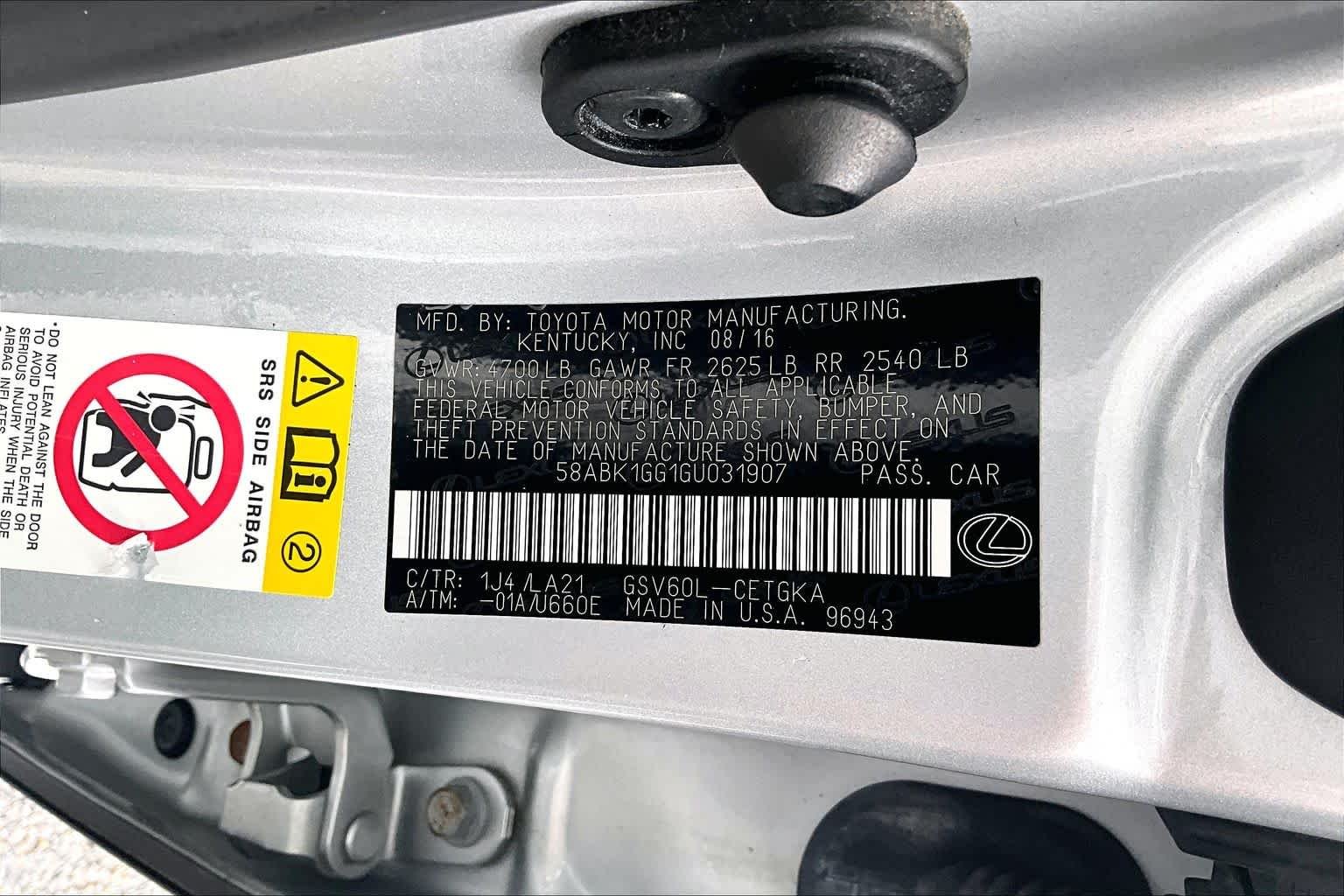 Used 2016 Silver Lining Metallic Lexus  image 31