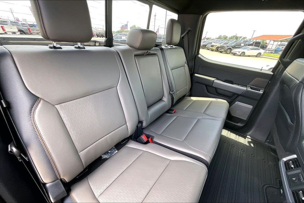 New 2026 Gray Ford Lariat image 23