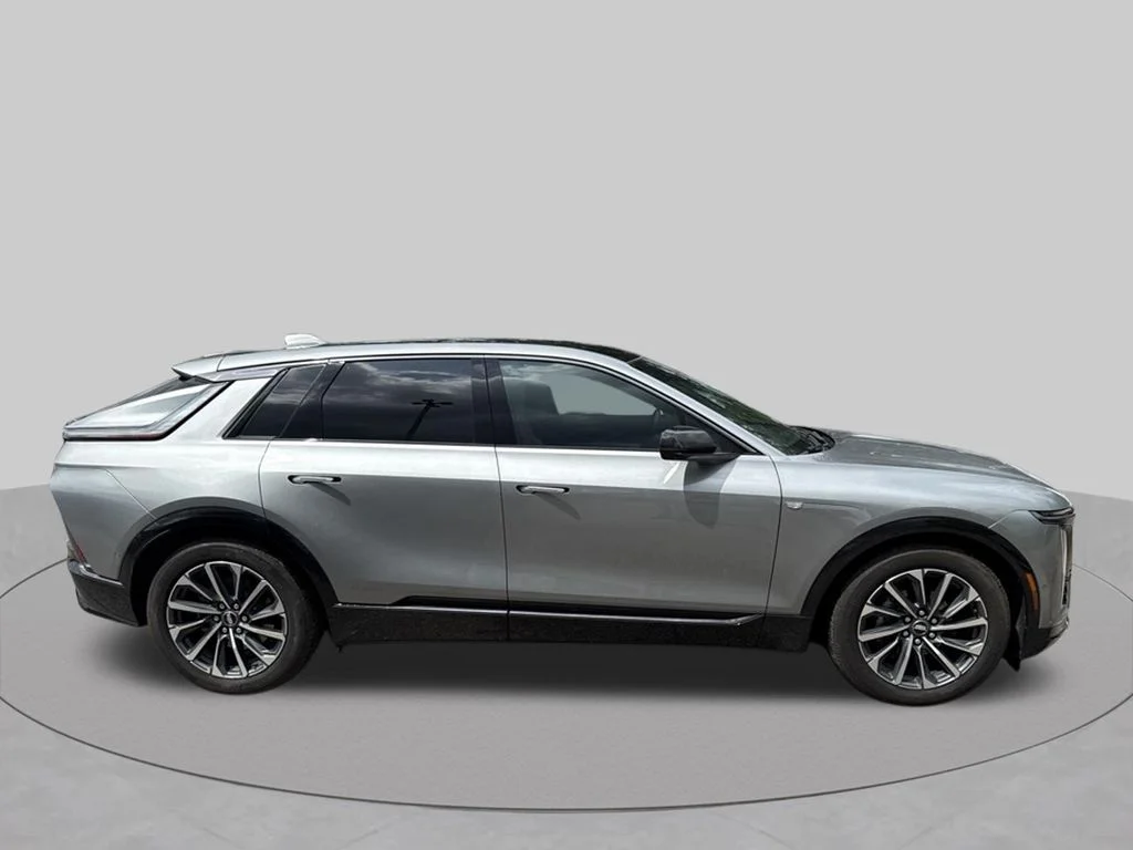 Certified Used 2024 Silver Metallic Cadillac Sport image 4