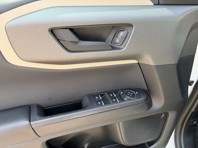 Used 2025 White Ford Big Bend image 11