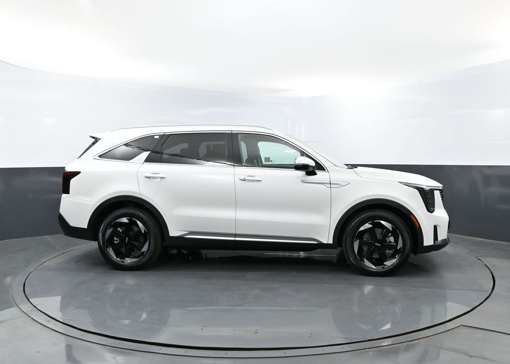New 2026 Snow White Pearl Kia EX image 4