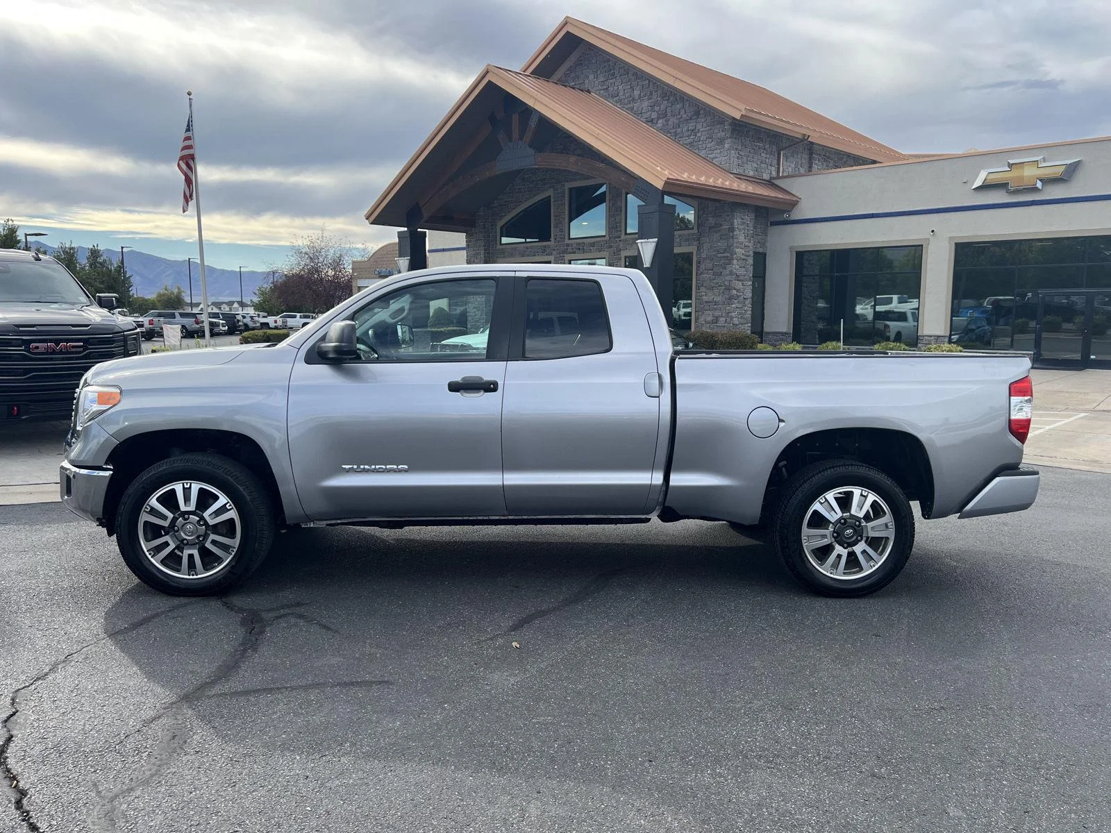 2016 Toyota Tundra Limited - Photo 9