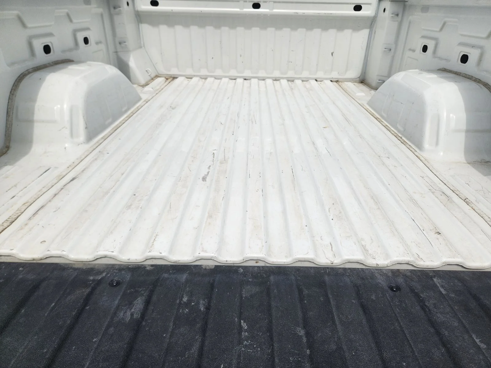 Used 2023 White Chevrolet LT image 30