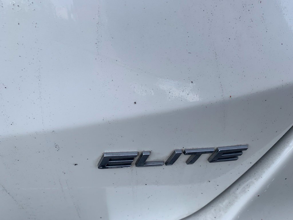 Used 2018 White Honda Elite image 8