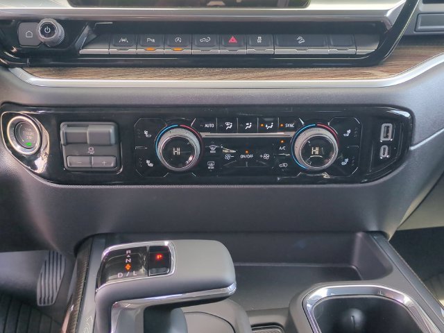 Used 2026 Summit White Chevrolet LT Trail Boss image 16