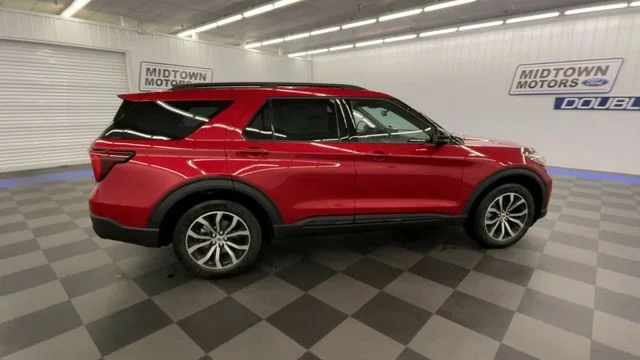 2026 Ford Explorer ST-Line - Photo 9