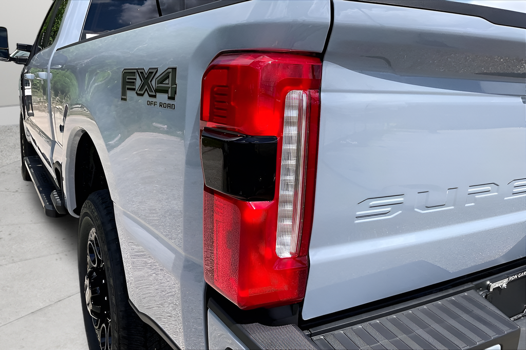 New 2026 Glacier Gray Metallic Tri-Coat Ford Lariat image 19