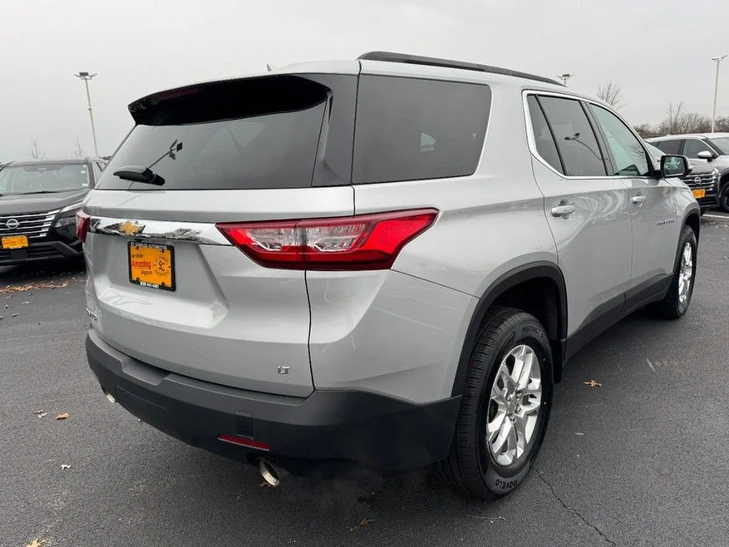 Used 2019 Silver Chevrolet LT image 3