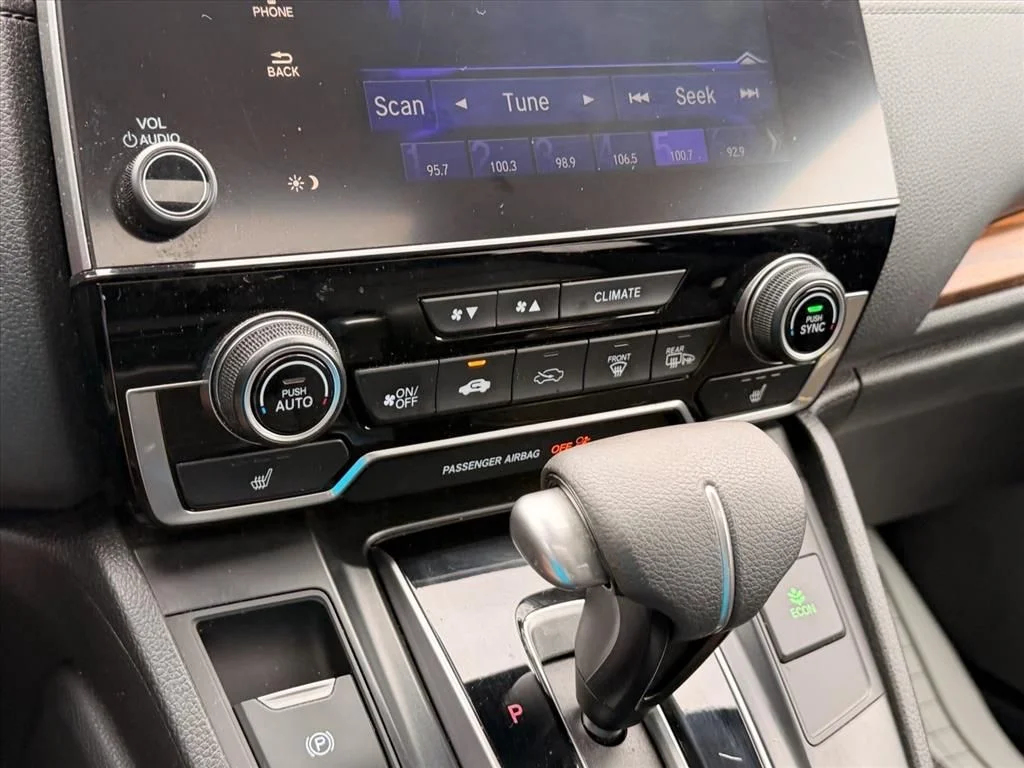 Used 2019  Honda EX image 24