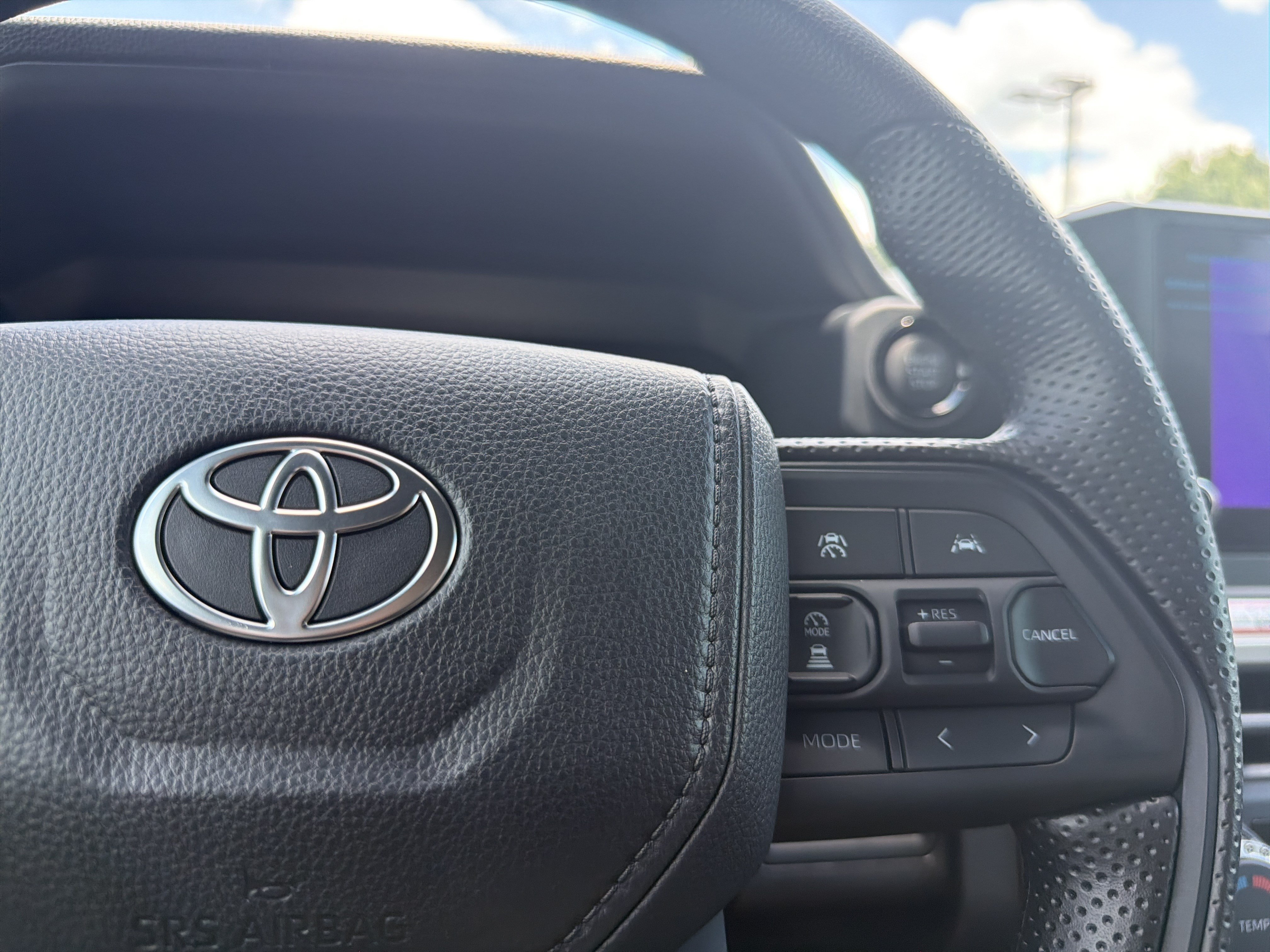 New 2026 Ice Cap Toyota SR5 image 28