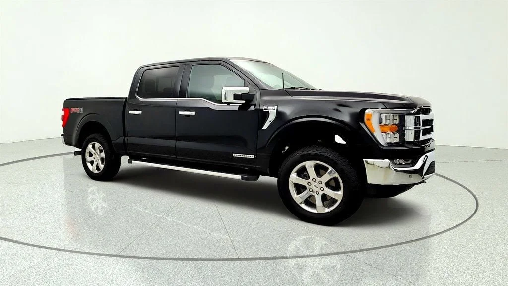Used 2022 Agate Black Metallic Ford LARIAT 4WD SuperCrew 5.5