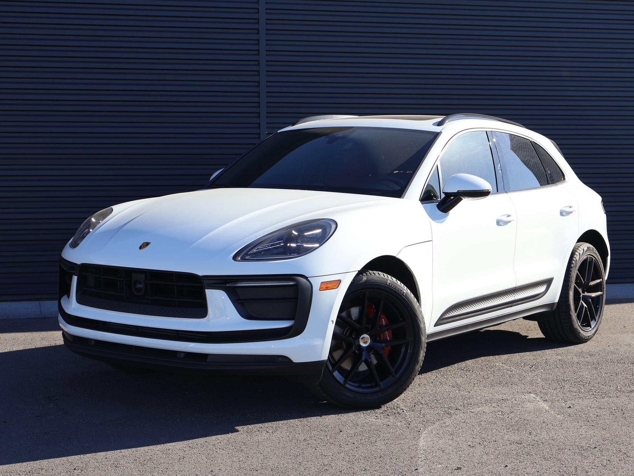 2023 Porsche Macan