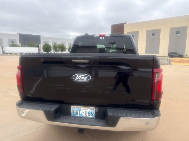 Used 2024 Black Ford XLT image 6