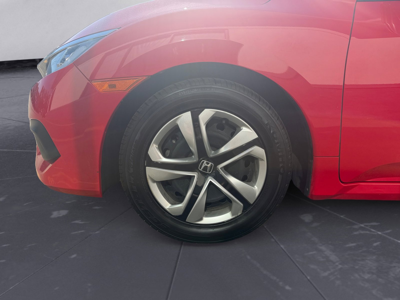 Used 2016 Red Honda LX image 40