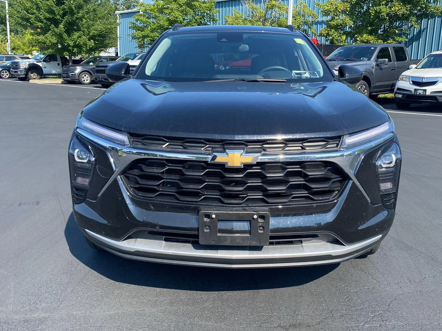 Used 2025 Mosaic Black Metallic Chevrolet LT image 5