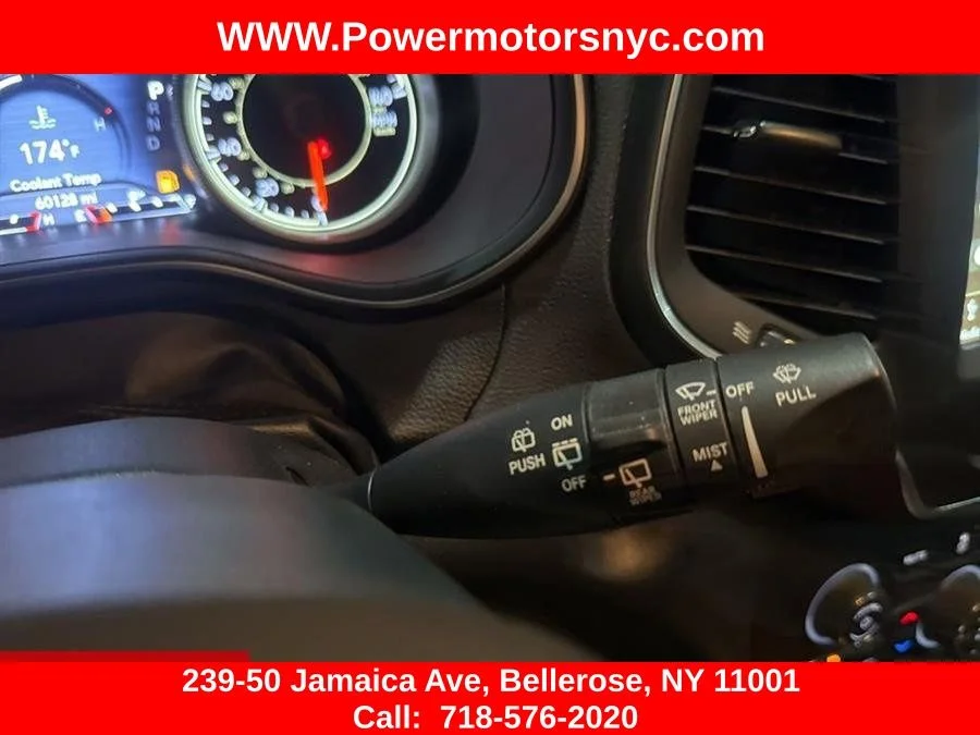 Used 2023 White Jeep Altitude image 39