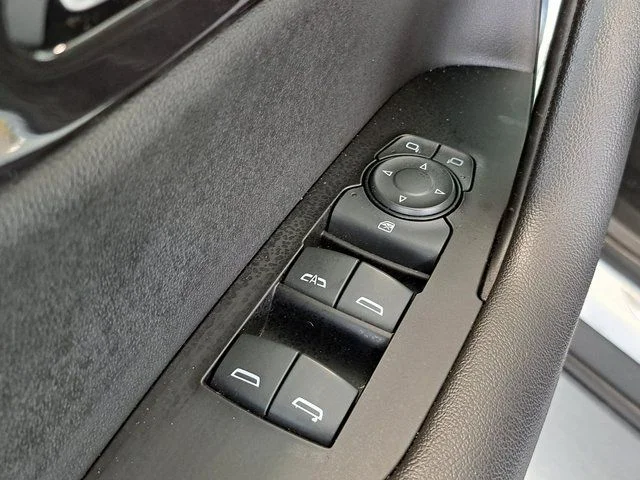 Used 2019 White Chevrolet Premier image 23