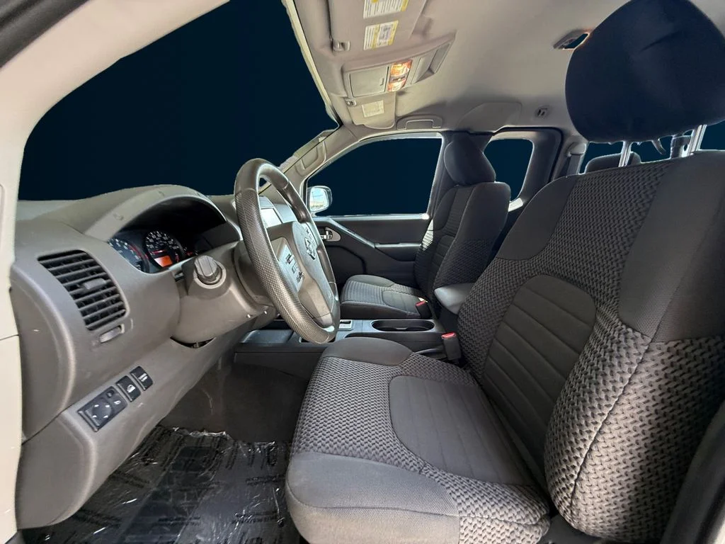 Used 2019 White Nissan SV image 10
