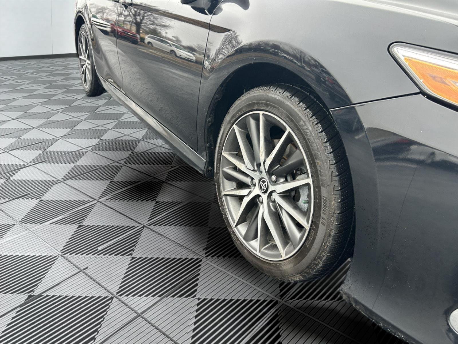 Used 2022 Toyota Camry XLE with VIN 4T1F31AK1NU572570 for sale in Kansas City