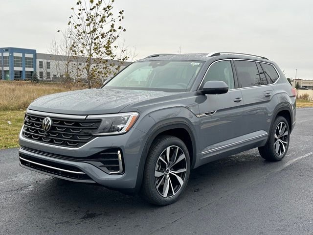 New 2026 Pure Gray Volkswagen 2.0T SEL Premium R-Line image 3