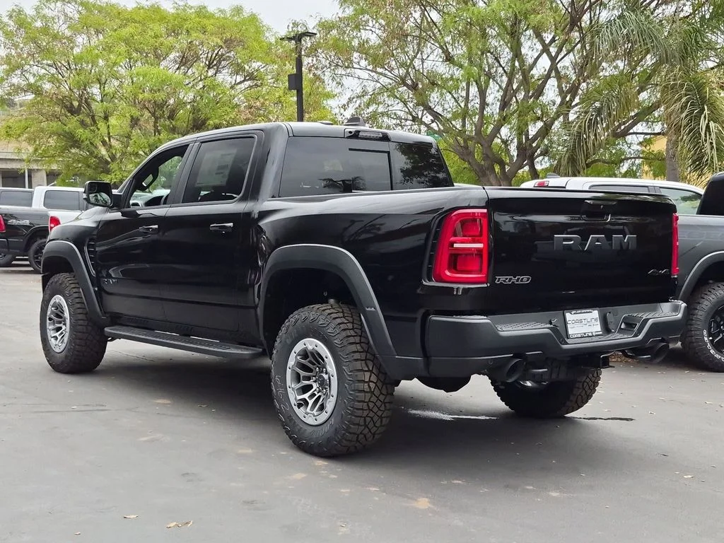 New 2026 Diamond Black Crystal Pearl-Coat Exterior Paint RAM RHO image 6