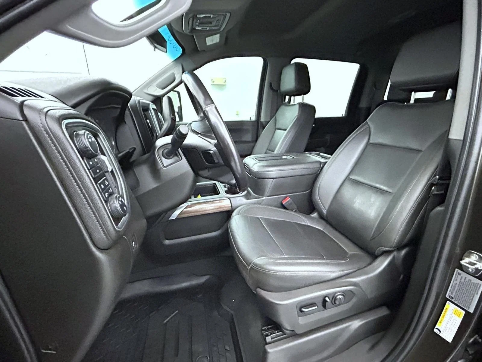 Used 2022 Green Chevrolet LT image 10
