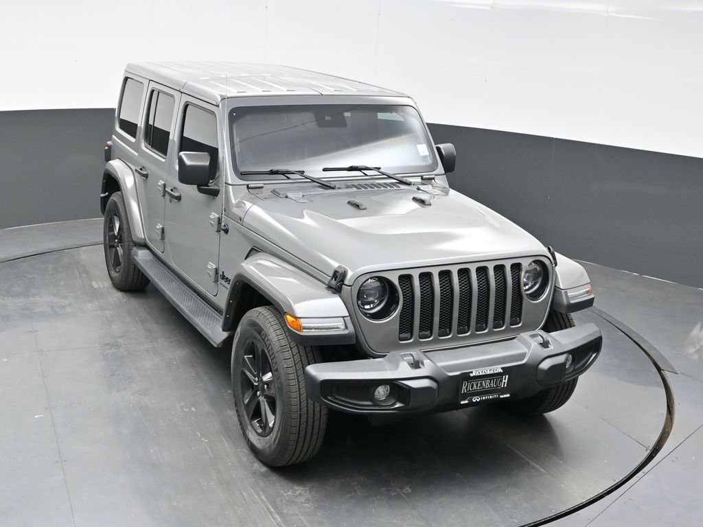 Used 2023 Gray Jeep Altitude image 34