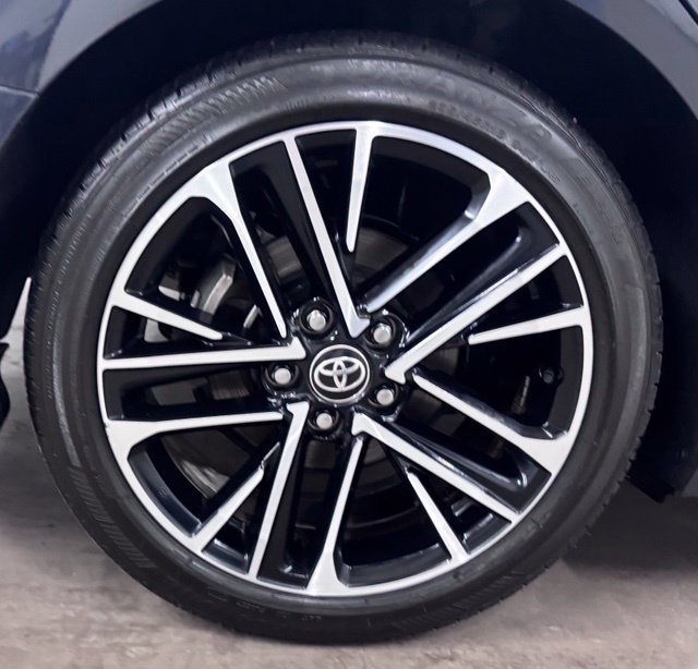 Used 2025 Gray Toyota XLE image 8
