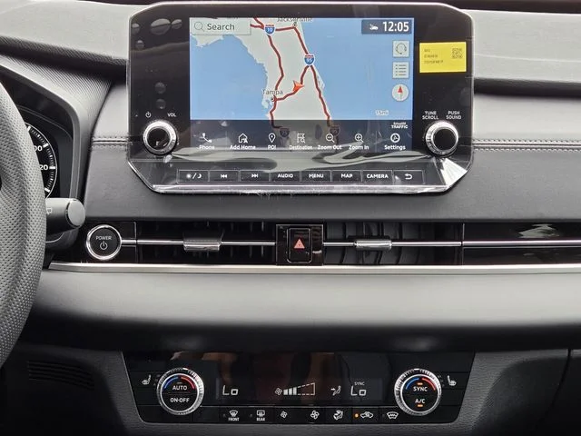 2025 Mitsubishi Outlander Plug-in Hybrid SE - Photo 12