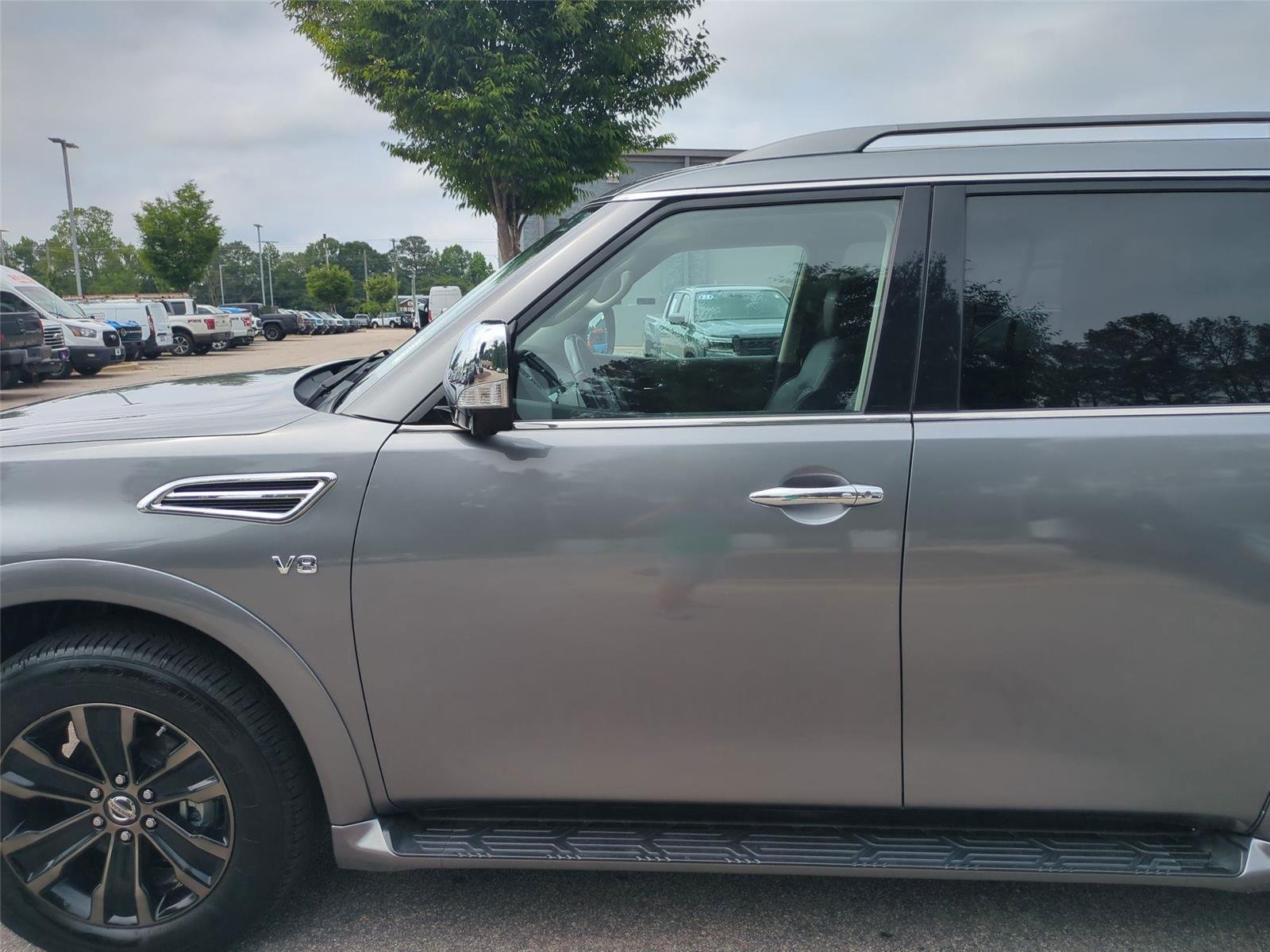 Used 2019 Gun Metallic Nissan Platinum image 15