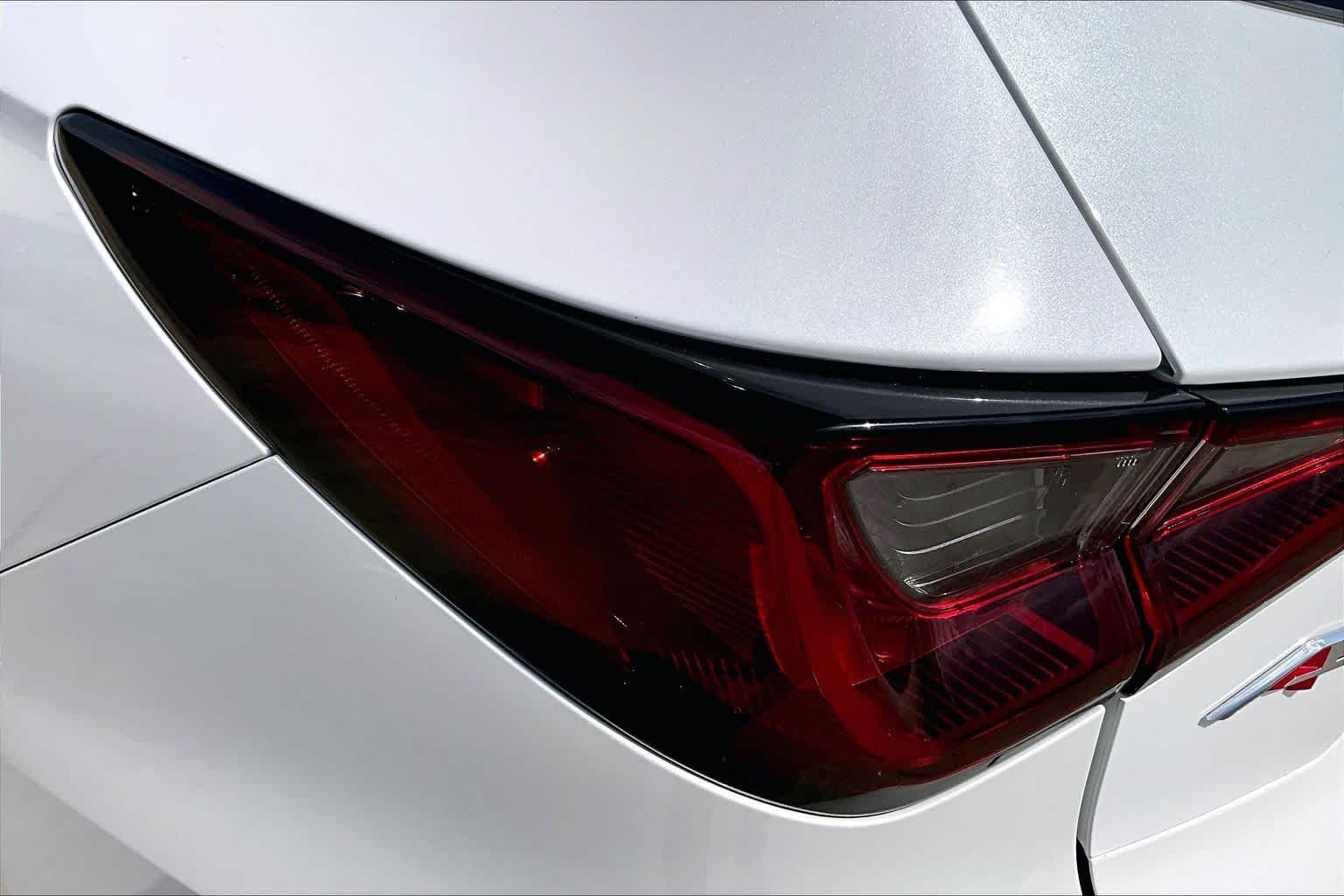 Used 2025 Platinum White Pearl Acura w/A-Spec Advance Package image 29