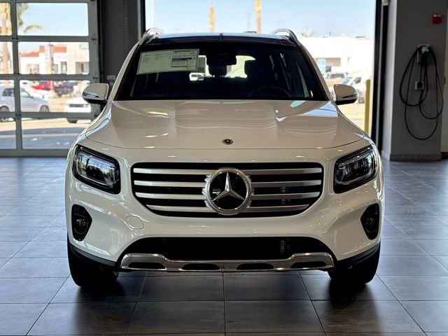 New 2026 Polar White Mercedes-Benz GLB 250 image 9