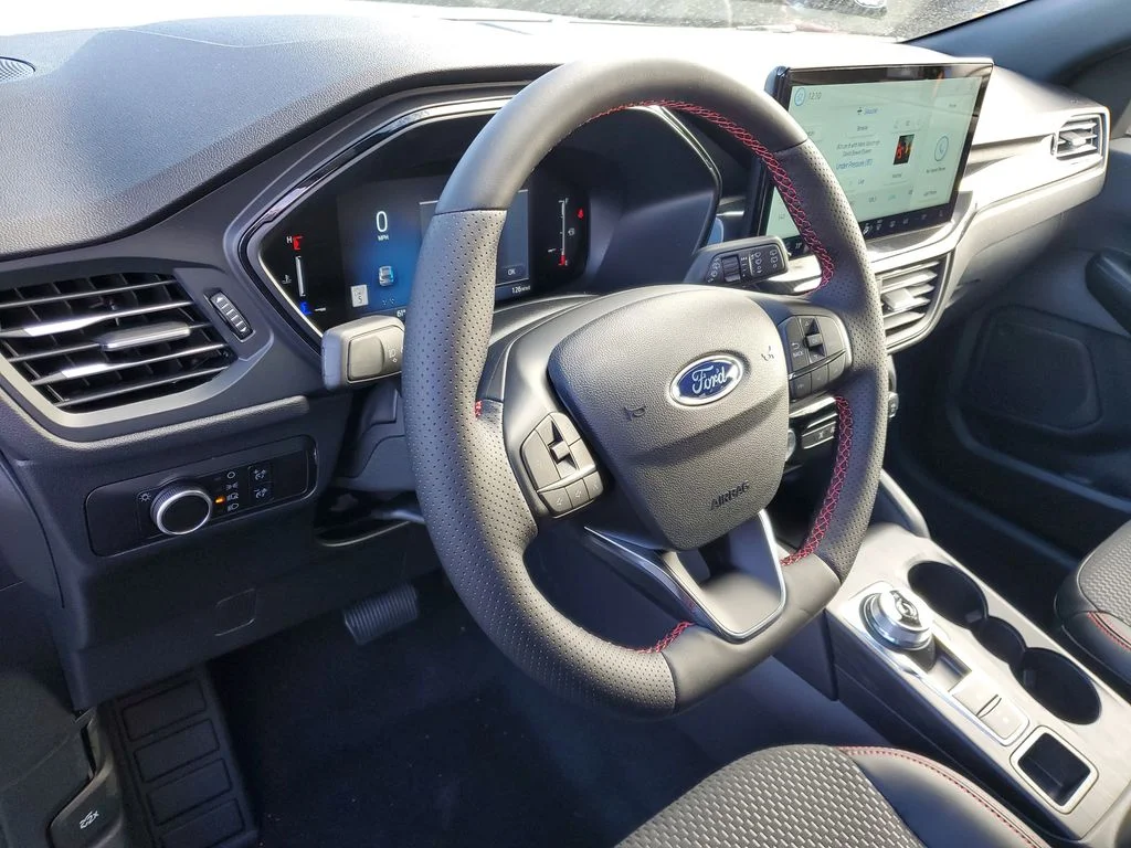 2026 Ford Escape ST-Line - Photo 7