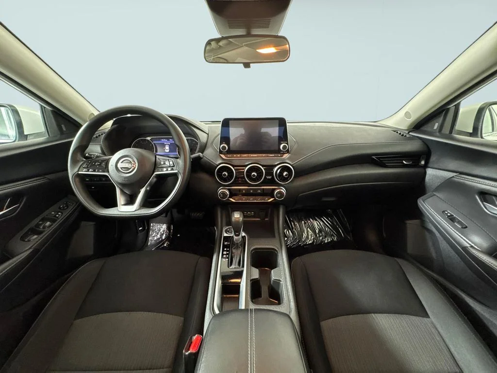 Used 2024 White Nissan SV image 7