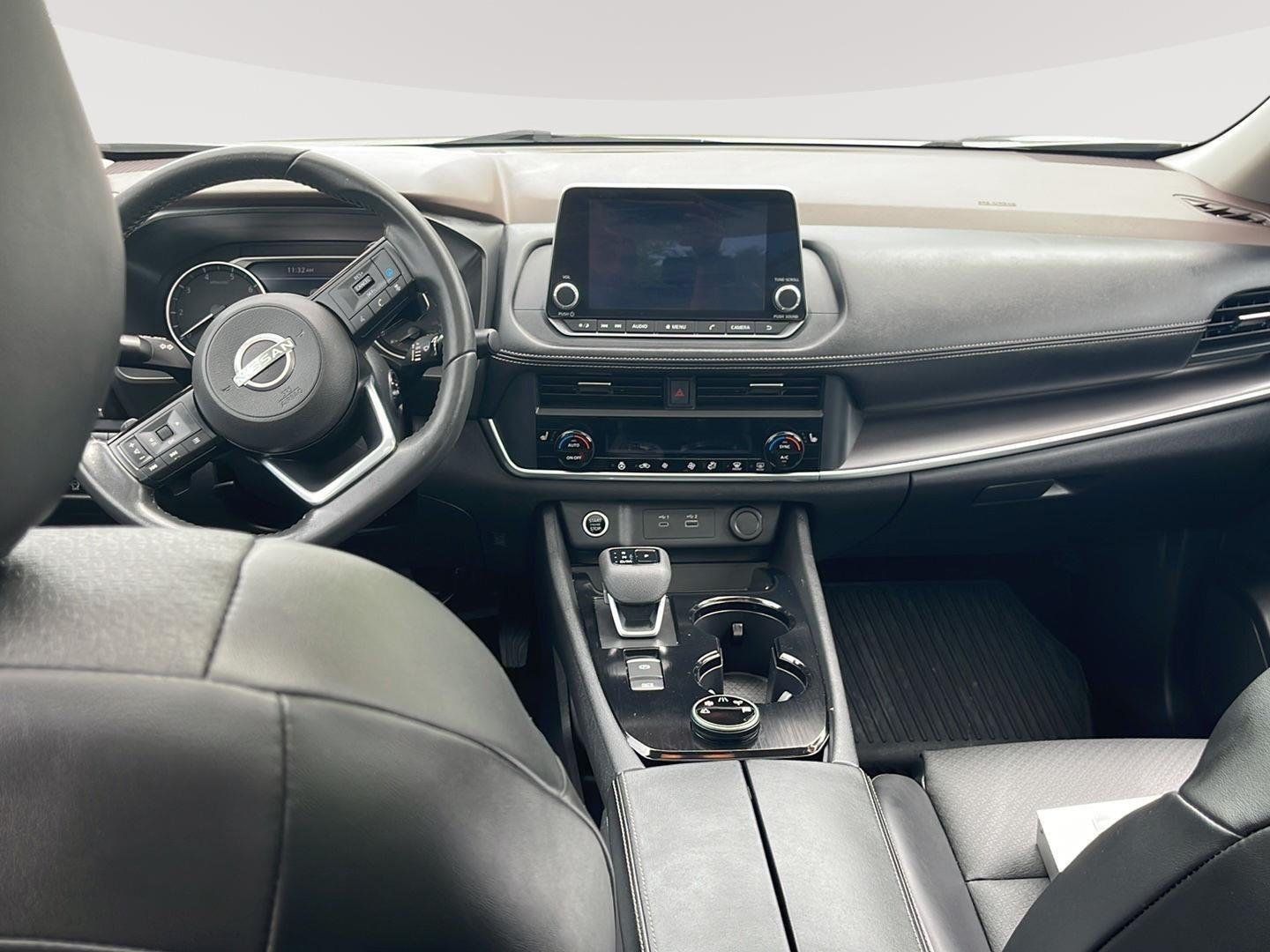 Used 2023 Brilliant Silver Metallic Nissan SV image 17