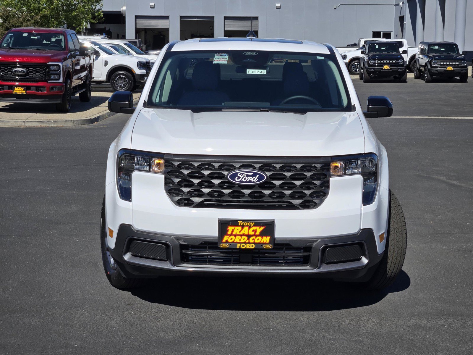 New 2026 Oxford White Ford XLT image 2