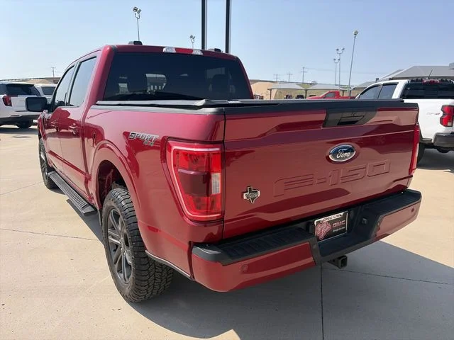 Used 2022 Red Ford XLT image 5