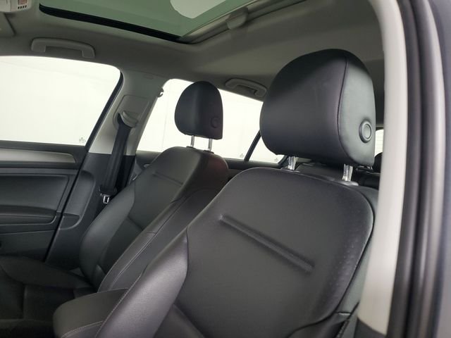 Used 2017 Gray Volkswagen Wolfsburg image 20