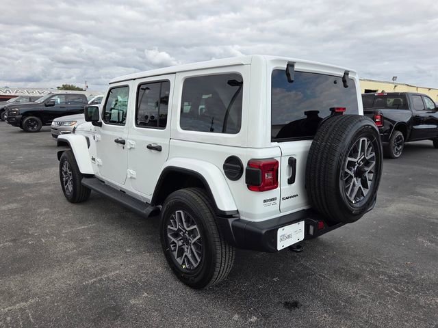 New 2026 Bright White Clear-Coat Exterior Paint Jeep Sahara image 8