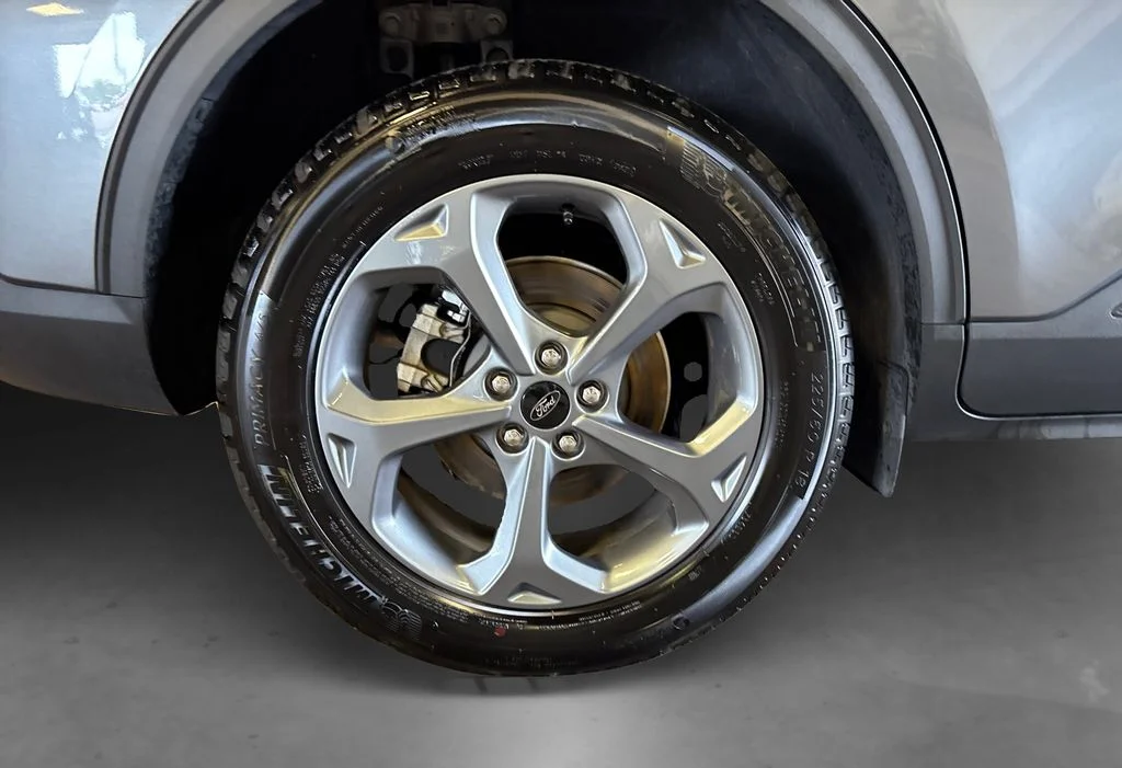 Certified Used 2025 Gray Metallic Ford ST-Line image 19
