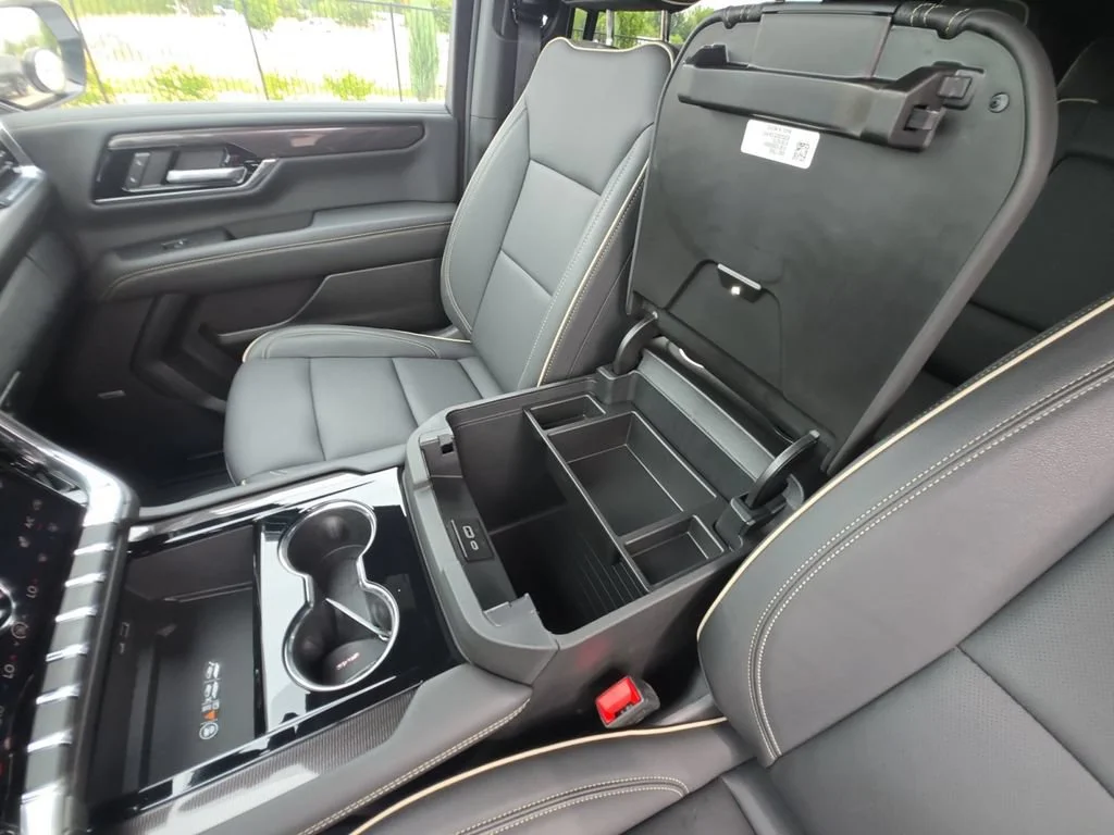 Certified Used 2026 Summit White GMC Elevation image 33