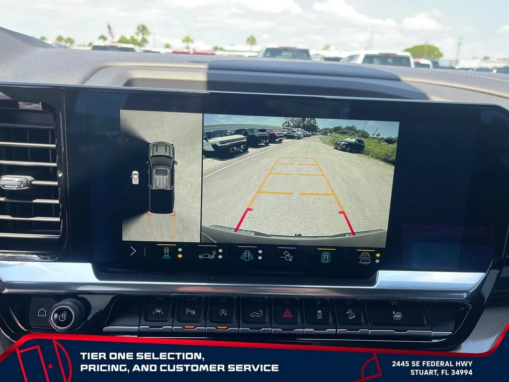 Used 2022 Black Chevrolet High Country image 25