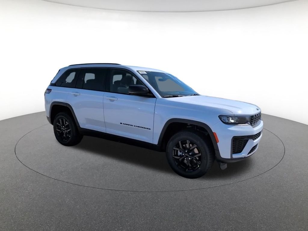 New 2026 Bright White Clear-Coat Exterior Paint Jeep Altitude image 3