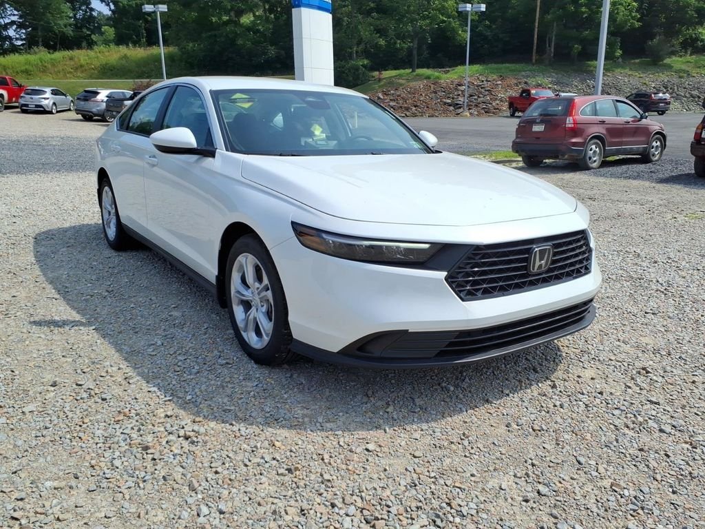 Used 2026 White Honda LX image 2