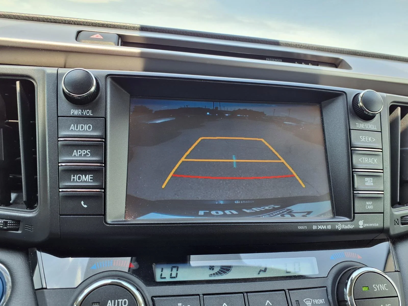 Used 2018 Aqua Toyota Hybrid Limited image 9