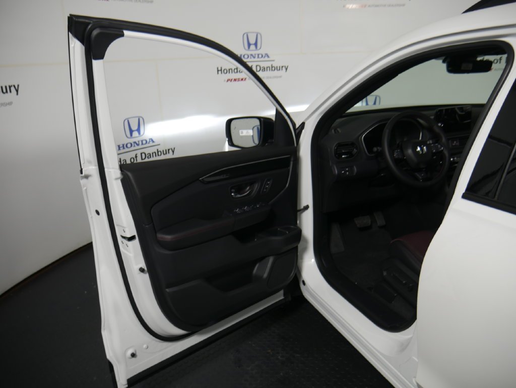 New 2026 Platinum White Pearl Honda Black Edition image 10